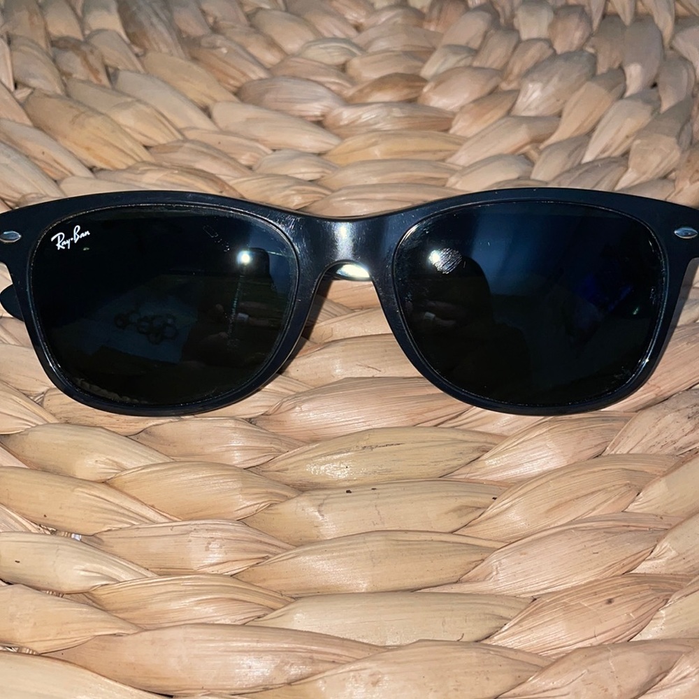 Ray Ban Wayfarer Classic Sunglasses